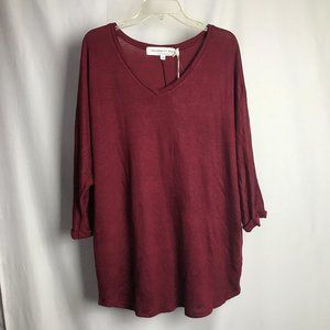 Celebrity Pink Women's Plus Cuffed V-Neck Top